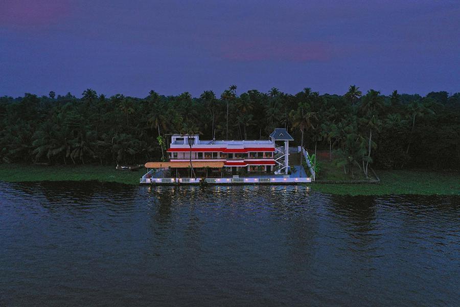 Vembanad Village Backwater Resort Alappuzha Exteriér fotografie