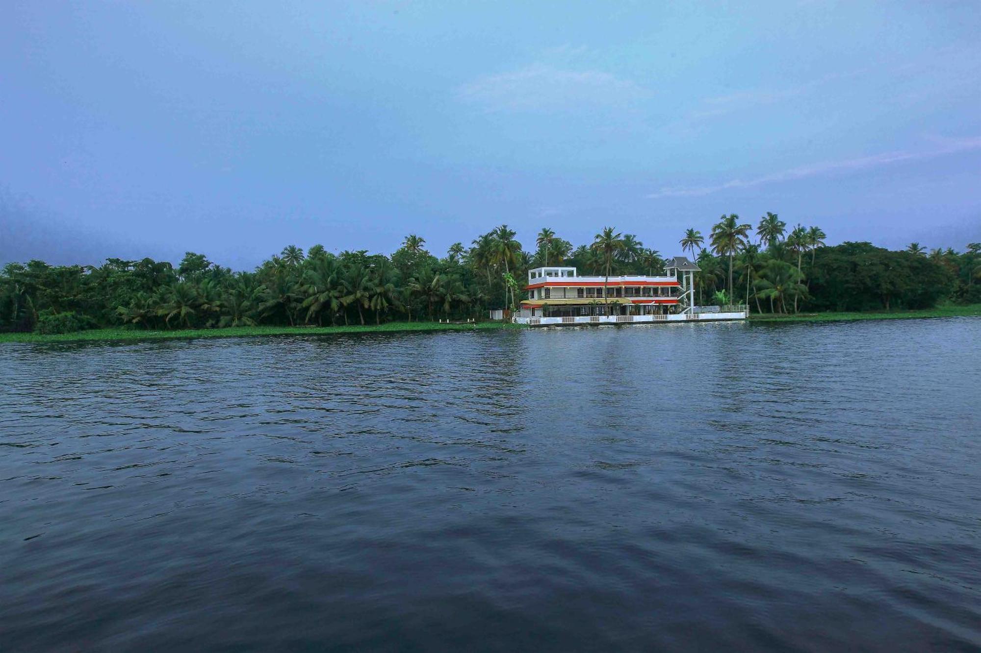 Vembanad Village Backwater Resort Alappuzha Exteriér fotografie