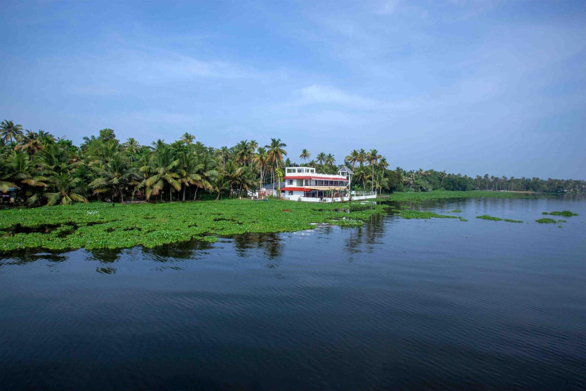 Vembanad Village Backwater Resort Alappuzha Exteriér fotografie